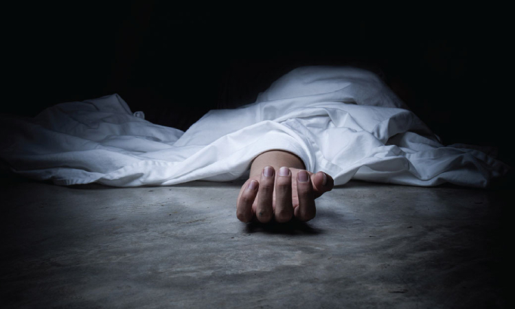 ৫ মাস পর কবর থেকে তোলা হলো নারীর মরদেহ