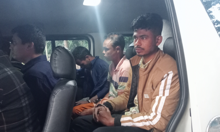 গৌরীপুরে যৌথবাহিনীর অভিযানে ১৪২ কেজি গাজাসহ আটক ৩