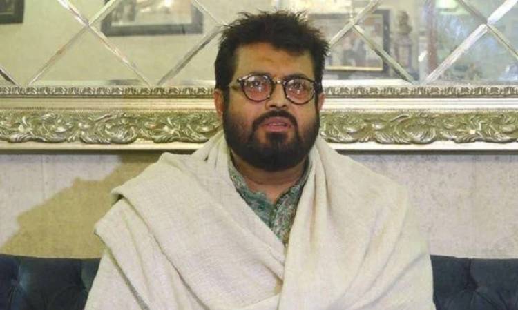 বাসায় চুরির অভিযোগে মামলা করলেন ওমর সানী