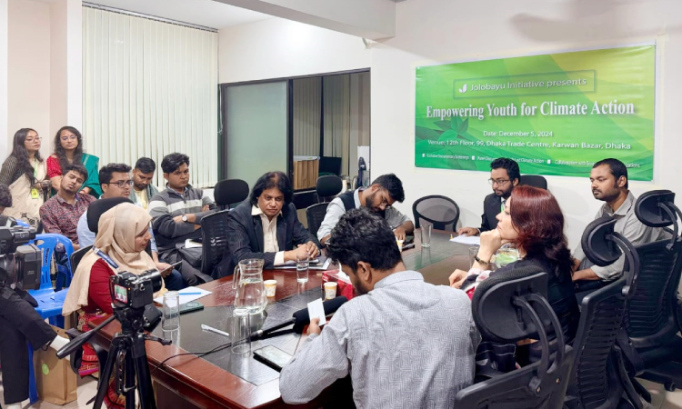 ‘জলবায়ু পরিবর্তন মোকাবেলায় তরুণদের তথ্যভিত্তিক কাজ করতে হবে’