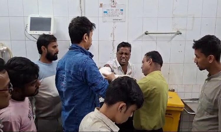 মনোহরদীতে বিএনপি'র দুই গ্রুপের সংঘর্ষে আহত ২০