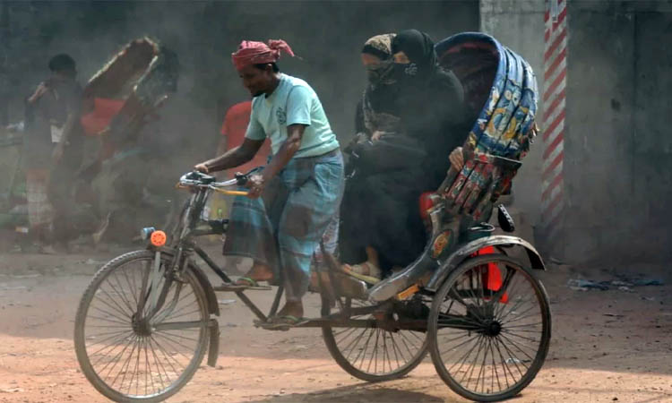 বিশ্বের দূষিত শহরের শীর্ষে দিল্লি, ‘খুব অস্বাস্থ্যকর’ ঢাকা