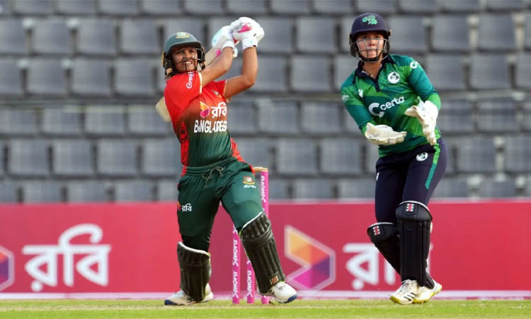 মান বাঁচানোর লড়াইয়ে ব্যাটিংয়ে বাংলাদেশ