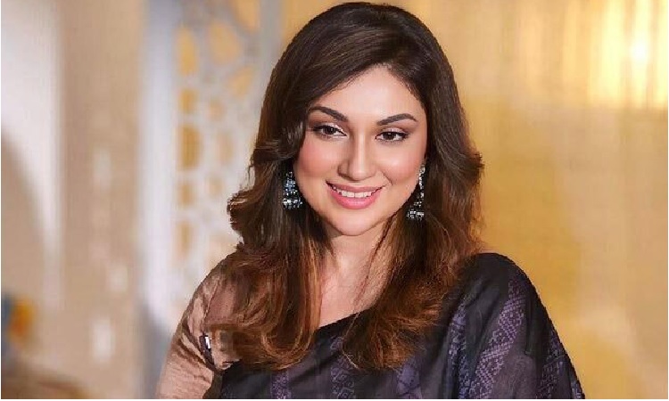 কেন সিনেমায় দেখা যাচ্ছে না অপু বিশ্বাসকে?