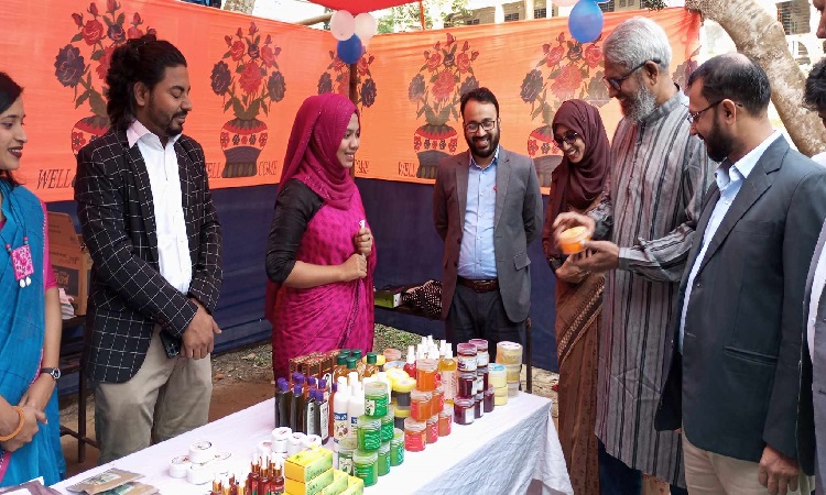 কুবিতে আয়োজিত হয়েছে 'উদ্যোক্তা মেলা-২০২৪'