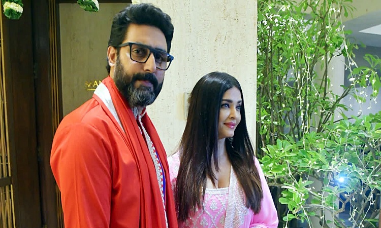 নতুন অতিথি আসার কথায় লাজুক হাসি অভিষেকের