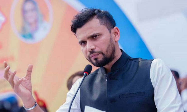 মাশরাফী ও তার বাবাসহ ২৯৫ জনের নামে মামলা