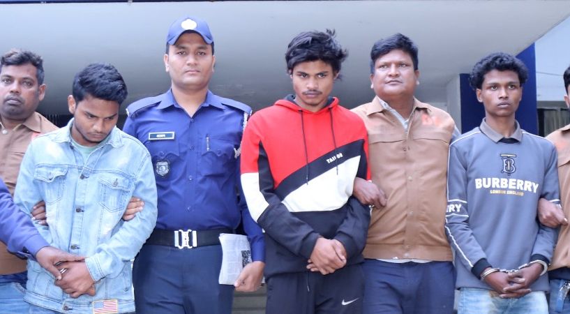 ফেনীতে স্কুল ছাত্রের মরদেহ উদ্ধার, গ্রেফতার ৩