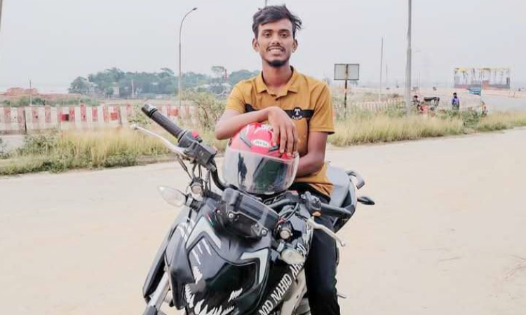 সরাইলে মোটরসাইকেল দুর্ঘটনায় যুবক নিহত, আহত ২