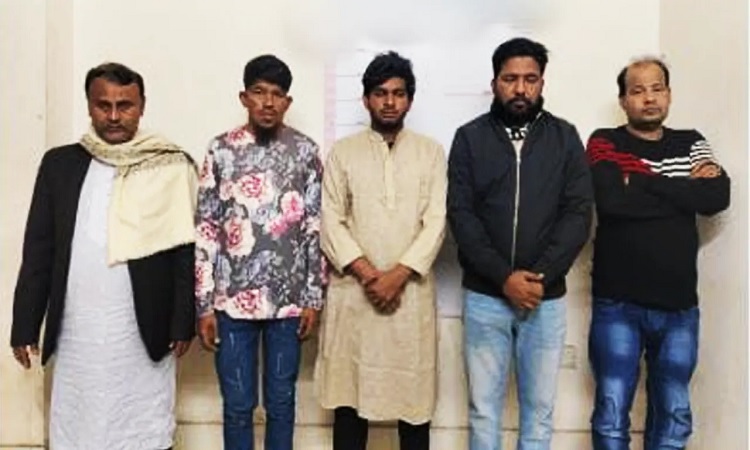 পল্লবীতে পৃথক অভিযানে আওয়ামী লীগের ৫ নেতাকর্মী গ্রেপ্তার