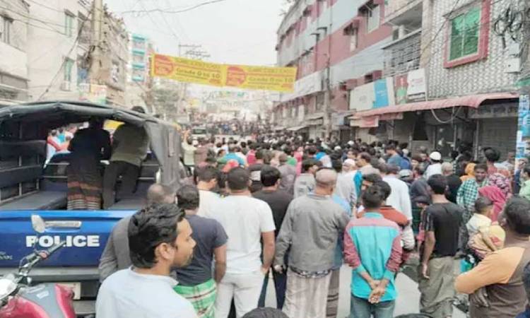 কেরানীগঞ্জে ডাকাতের হাতে জিম্মি রুপালি ব্যাংকের শাখা