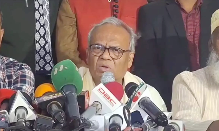 বিএনপির সাথে ছলচাতুরি করে কোন লাভ হবে না: রিজভী