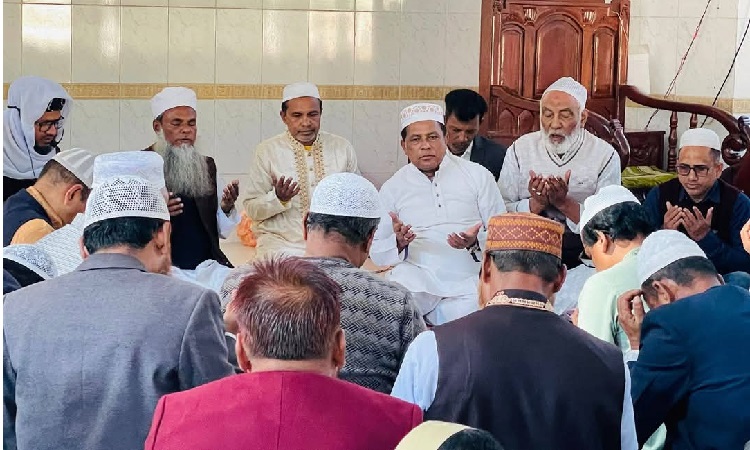 খালেদা জিয়ার আরোগ্য কামনায় দোয়া মাহফিল অনুষ্ঠিত