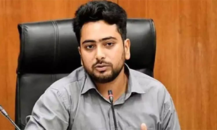 সড়ক-পরিবহন খাতে দুর্নীতি বন্ধ হয়নি: নাহিদ ইসলাম