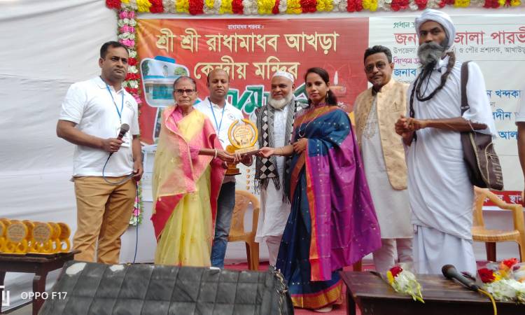আখাউড়ায় মন্দির নির্মাতা ও সাবেক নেতৃবৃন্দকে সংবর্ধনা