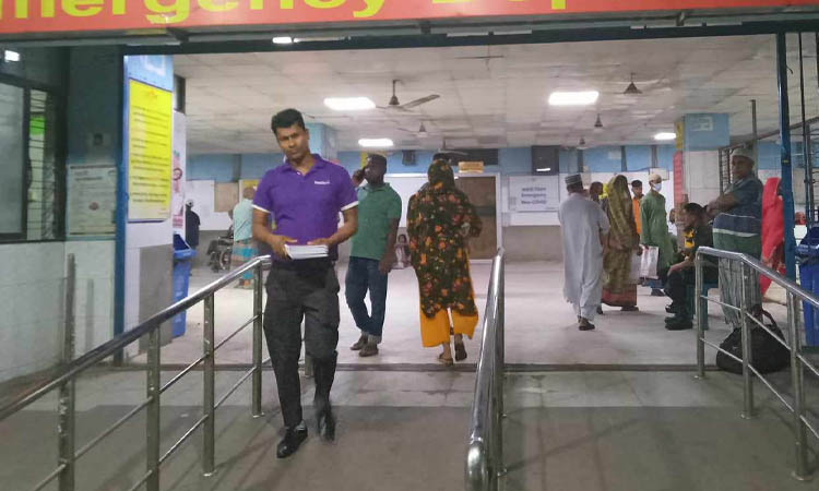 ভাটারায় ১৩তলা ভবন থেকে পড়ে নির্মাণ শ্রমিকের মৃত্যু
