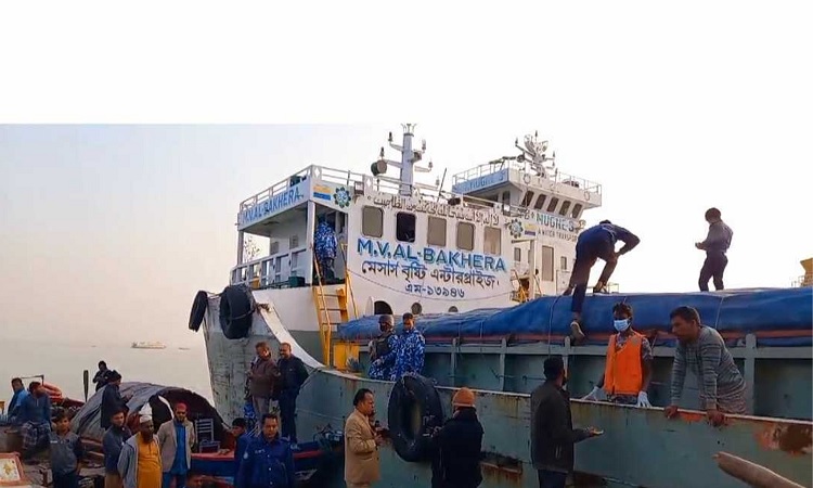 চাঁদপুরে জাহাজে ৭ খুন: সেই ইরফান গ্রেফতার