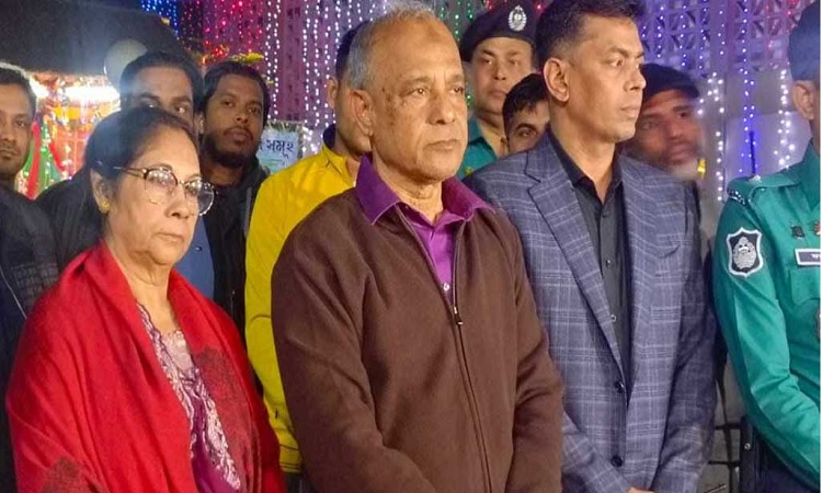 জাহাজে ৭ খুনের ঘটনার দ্রুত সুরাহা হবে : স্বরাষ্ট্র উপদেষ্টা
