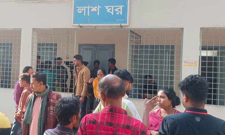 ময়মনসিংহে ট্রাক-অটোরিকশা সংঘর্ষে ঝরল ৪ প্রাণ