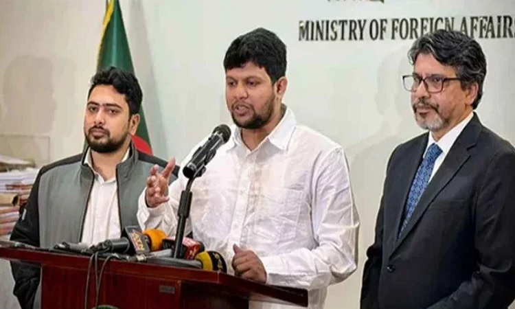 পররাষ্ট্রনীতি নিয়ে কী ভাবছে সরকার, জানালেন মাহফুজ আলম