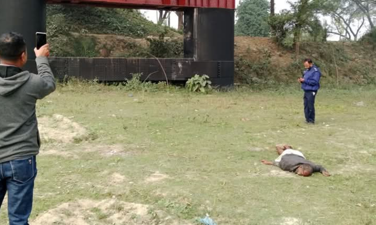 কুষ্টিয়ায় নদের পাড় থেকে অজ্ঞাত মরদেহ উদ্ধার