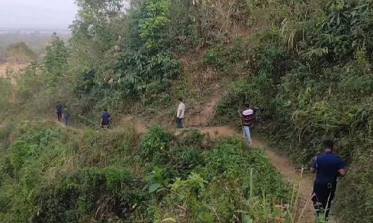 টেকনাফের পাহাড়ি এলাকা থেকে ১৯ বনকর্মীকে অপহরণ