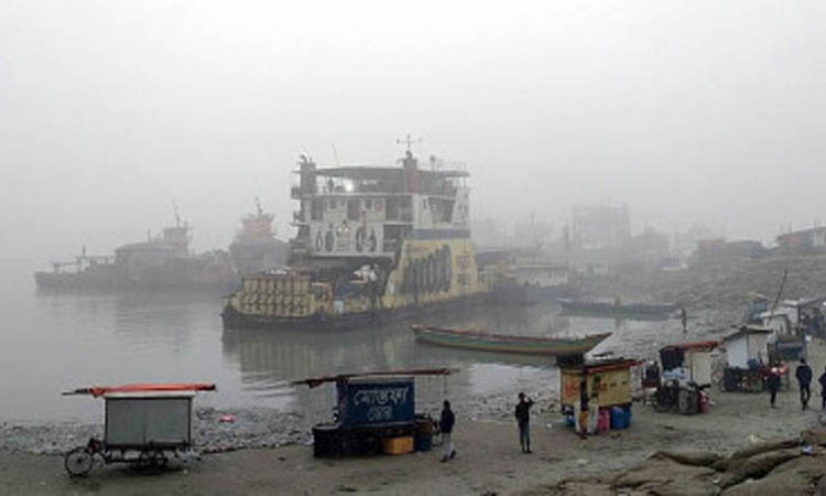 পাটুরিয়া-দৌলতদিয়া নৌরুটে ফেরি চলাচল বন্ধ
