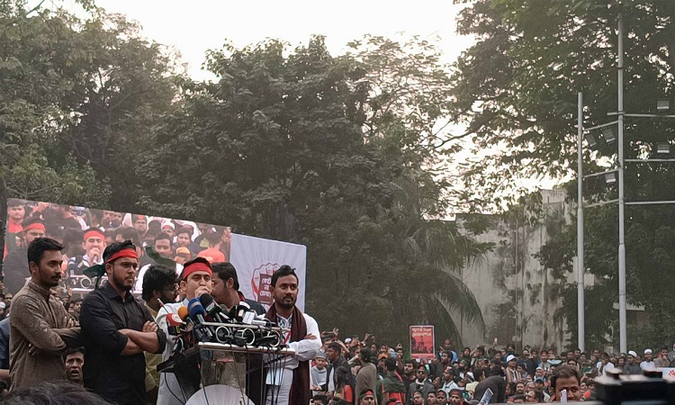 সচিবালয়-পুলিশকে হাসিনার দোসরমুক্ত করার আল্টিমেটাম