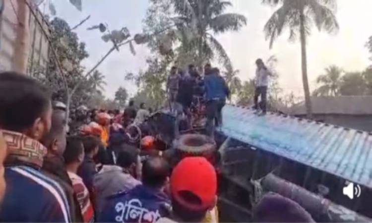 কুষ্টিয়ার মিরপুরে সড়ক দুর্ঘটনা, নিহত ২