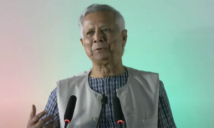 বাণিজ্য মেলা উদ্বোধন করলেন প্রধান উপদেষ্টা