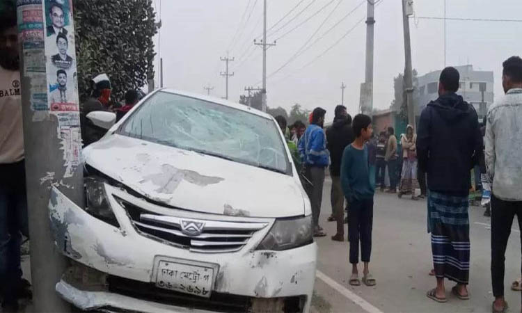 নারায়ণগঞ্জে সড়ক দুর্ঘটনায় পথচারীসহ নিহত ৩