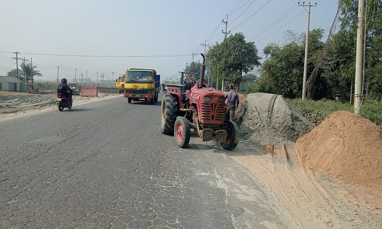 ঢাকা-সিলেট মহাসড়কে দুর্ভোগ সৃষ্টিকারীদের আধিপত্য