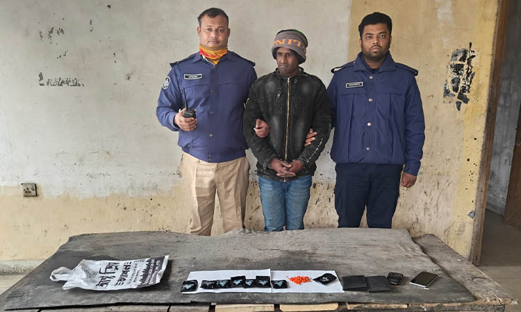 ব্রাহ্মণবাড়িয়ায় ইয়াবা-মোটরসাইকেলসহ আটক ১