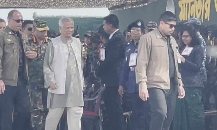 রাজবাড়ী পৌঁছেছেন প্রধান উপদেষ্টা, যোগ দেবেন সেনাবাহিনীর মহড়ায়