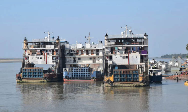 আরিচা-কাজিরহাট নৌপথে ফেরি চলাচল বন্ধ
