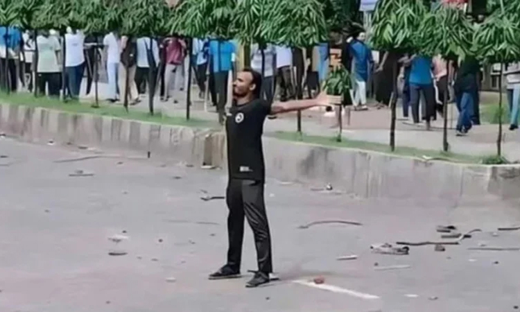 নতুন পাঠ্যবইয়ে আবু সাঈদের মৃত্যুর তারিখ ভুল