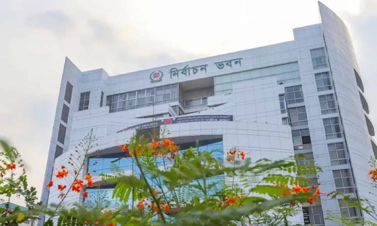 সব কর্মকর্তা-কর্মচারীদের গোয়েন্দা প্রতিবেদন চায় ইসি