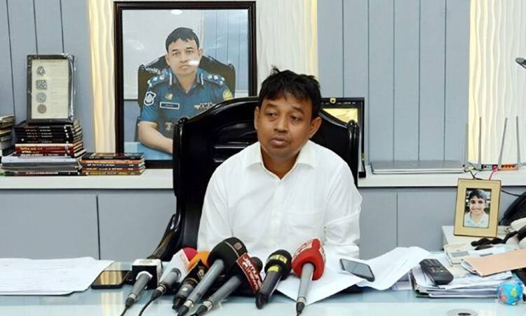 সাবেক ডিবিপ্রধান হারুন ও তার ভাইয়ের আয়কর নথি জব্দের আদেশ