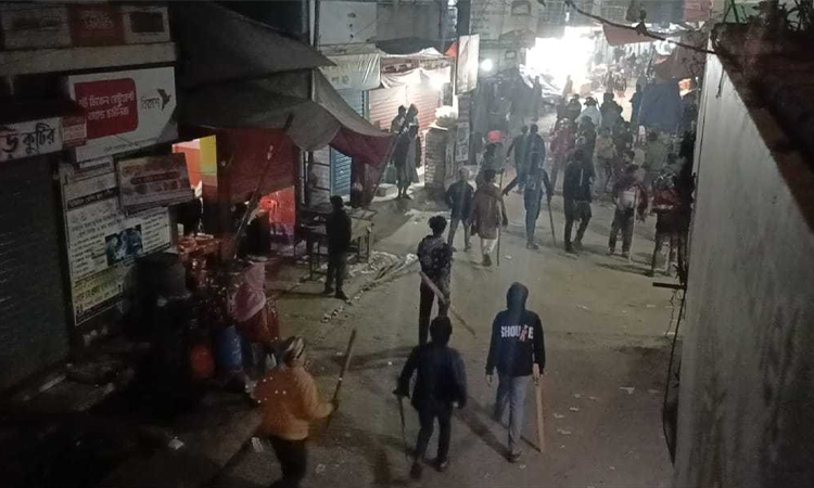 ক্যালেন্ডার নিয়ে বিএনপির দুপক্ষের সংঘর্ষ-ভাঙচুর, আহত ১৫