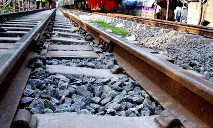 মগবাজারে ট্রেনের ধাক্কায় অজ্ঞাত নারীর মৃত্যু
