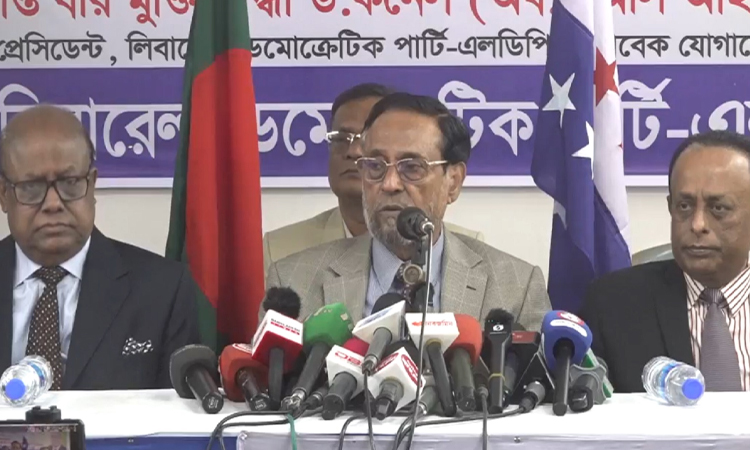 রাষ্ট্রীয় পৃষ্ঠপোষকতায় রাজনৈতিক দল নয়: কর্নেল অলি