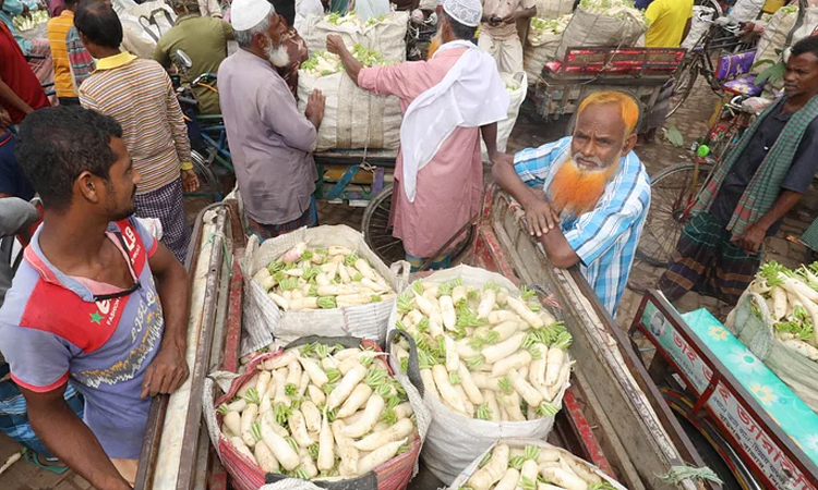 ৩০ কেজি মুলায় ১ কেজি চাল!