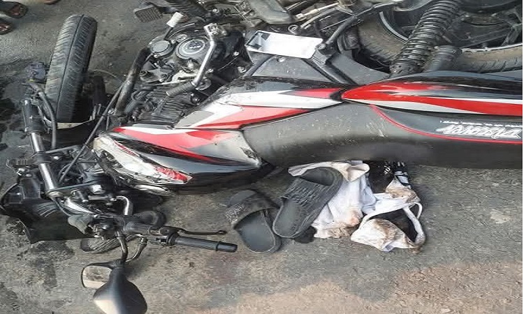 কুষ্টিয়ায় ট্রাক ও মোটরসাইকেলের সংঘর্ষে নিহত ১, আহত ১