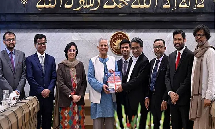 ‘জনগণতন্ত্রী বাংলাদেশ’ ও সংবিধানে পাঁচ মূলনীতি চায় সংস্কার কমিশন