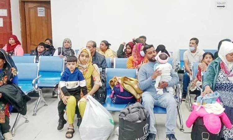লেবানন থেকে ফিরলেন আরও ৫৭ বাংলাদেশি