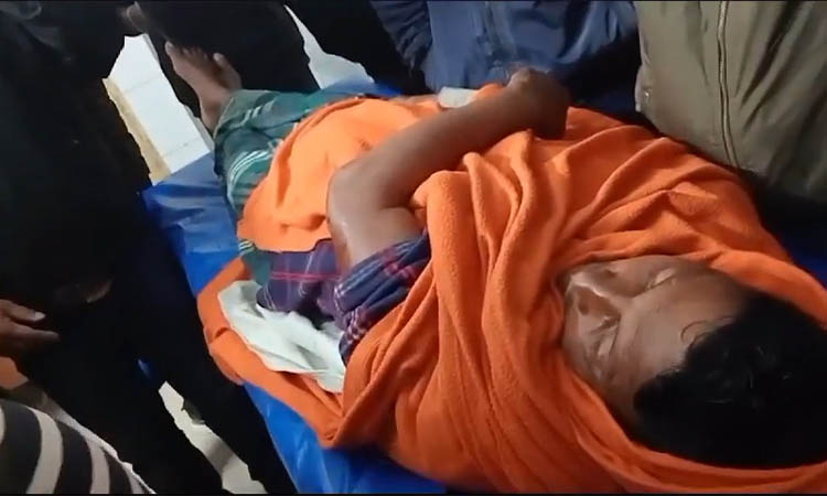 রাজবাড়ীতে দুর্বৃত্তদের ছোড়া গুলিতে যুবদল কর্মী আহত