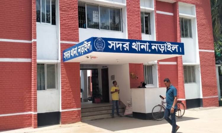 নড়াইলে ঝুলন্ত অবস্থায় গৃহবধূর মরদেহ উদ্ধার