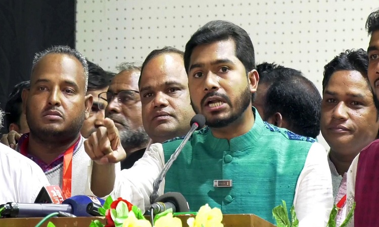 'দেশে আর একটা লাশ পড়লে ওপারে দুইটা লাশ ফেলতে হবে'