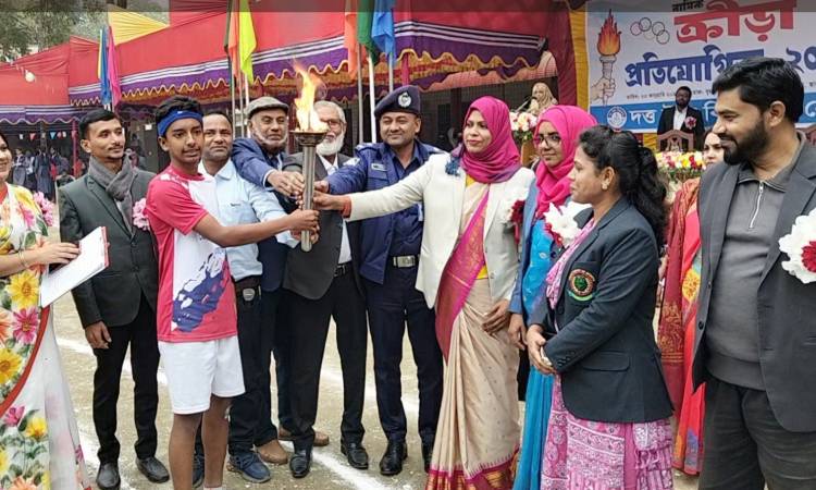 নেত্রকোনা দত্ত উচ্চ বিদ্যালয়ে বার্ষিক ক্রীড়া প্রতিযোগিতা অনুষ্ঠিত