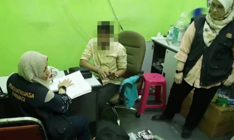 মালয়েশিয়ায় ১০ বাংলাদেশি ভুয়া চিকিৎসক গ্রেপ্তার